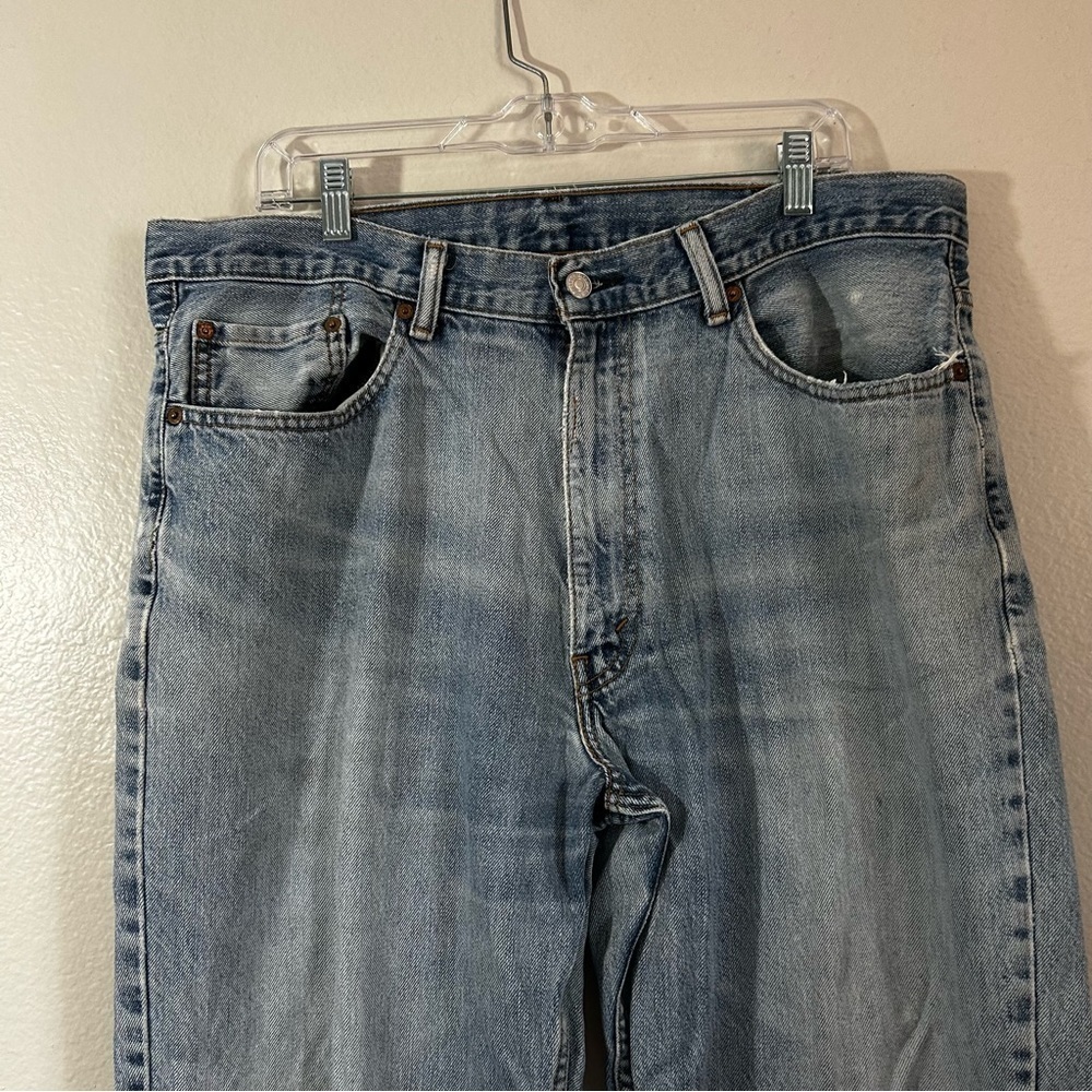 Levi’s 550 Straight Leg Size 36X27 100% Cotton Has Distressing Hem 27” Inseam - Picture 8 of 12